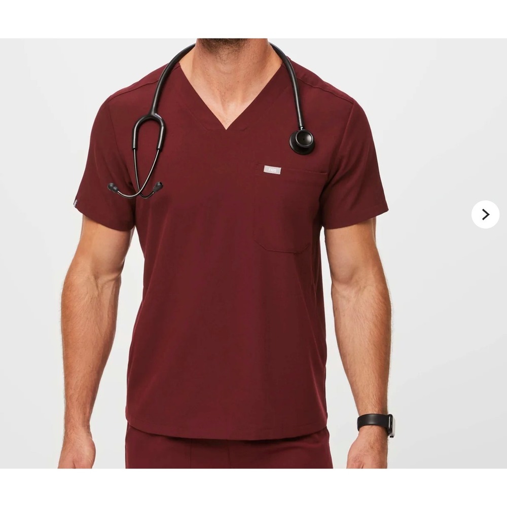 NWT Figs Chisec Three-Pocket Scrub Top Mens XX-Large Burgundy Technical Coll.